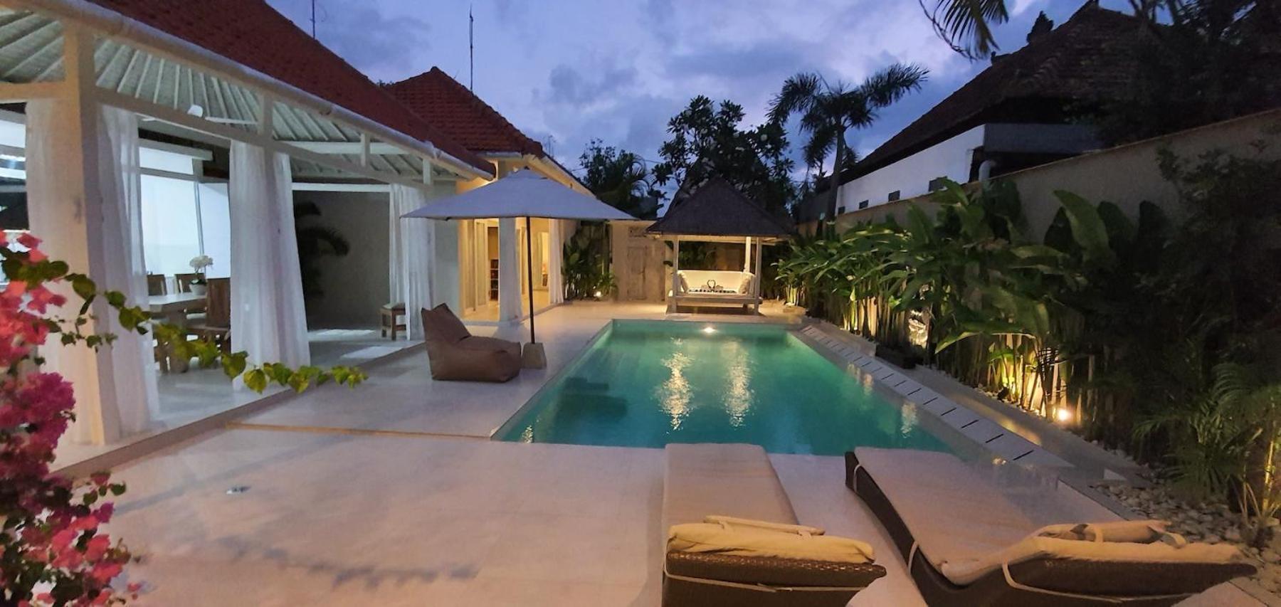 La Dolce Villa Seminyak  Exterior photo