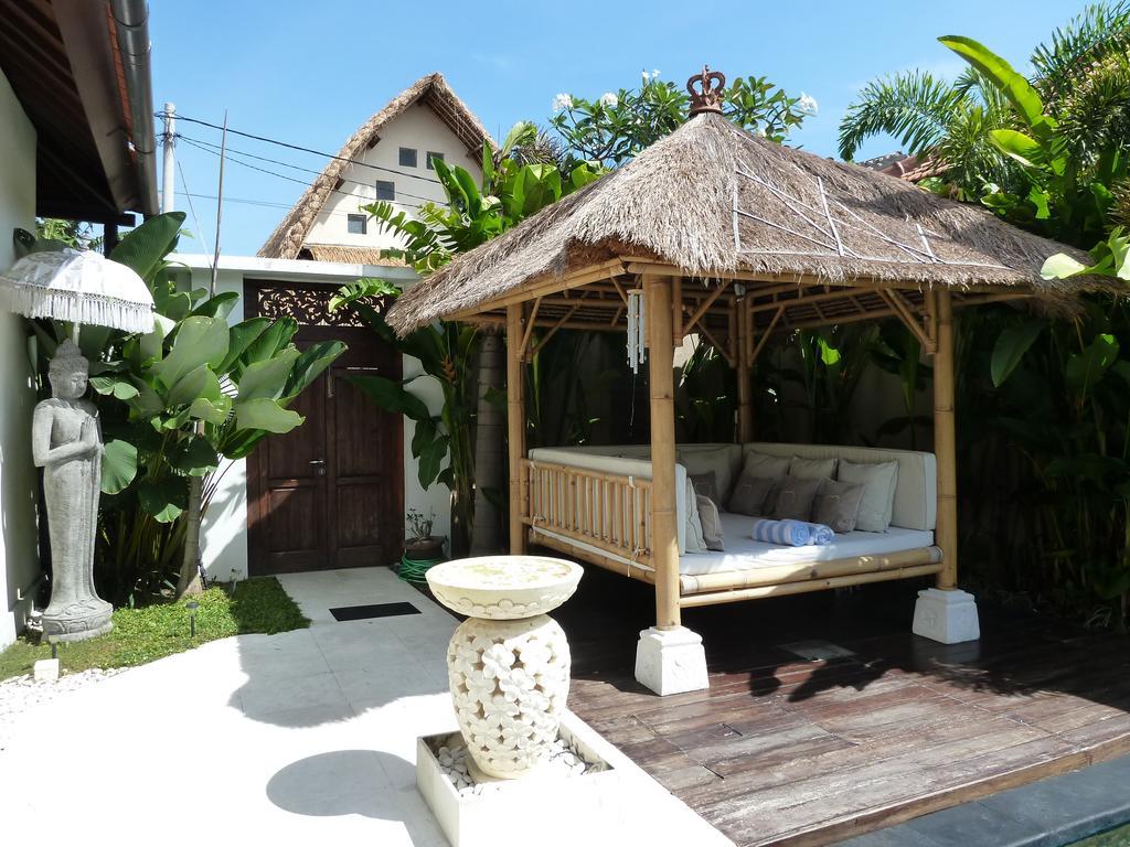 La Dolce Villa Seminyak  Exterior photo